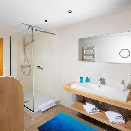 Gaestehaus Anfanglehen 람사우